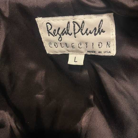 Vintage Faux Fur Coat - Picture 7 of 16